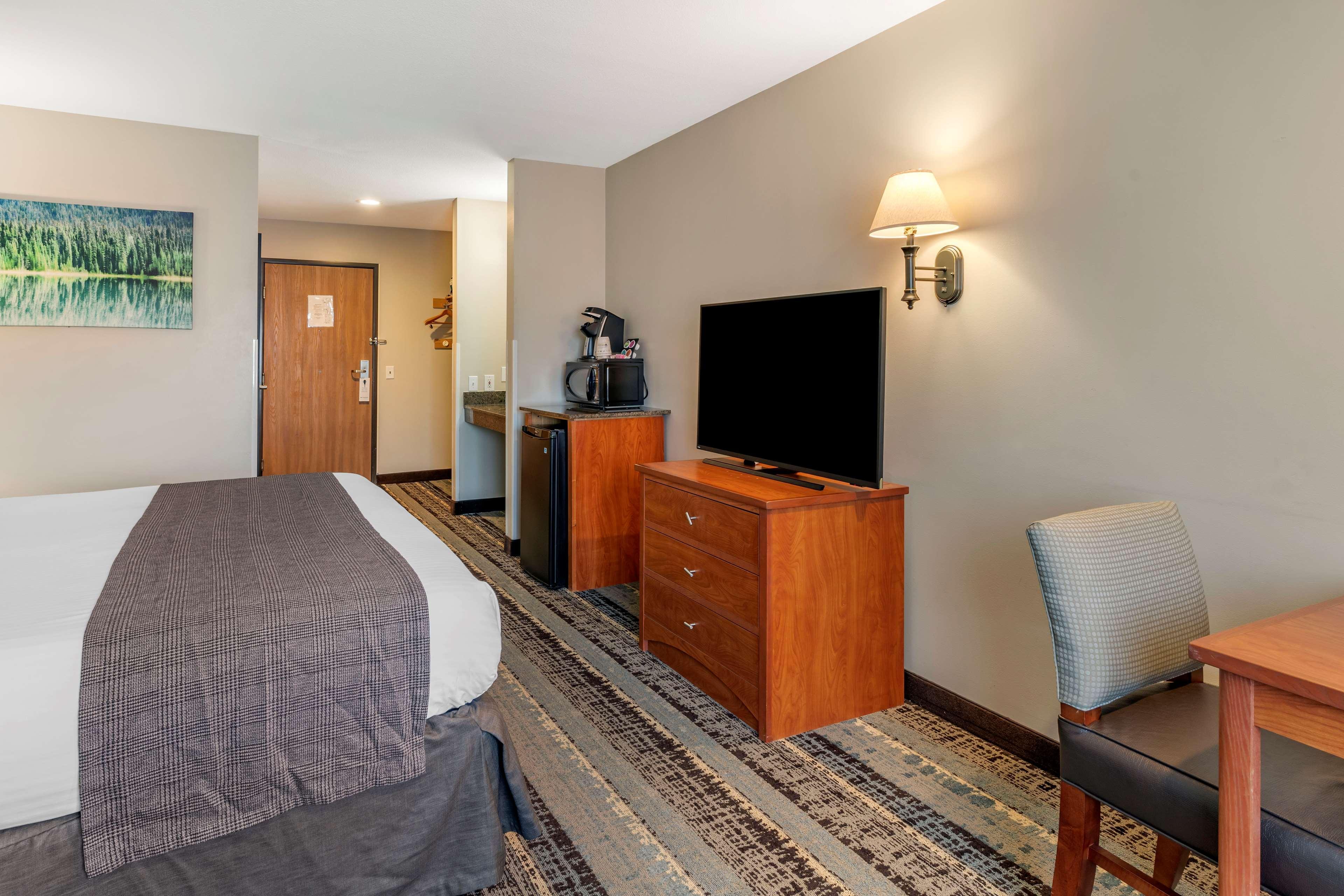 Best Western Newberg Inn Bagian luar foto
