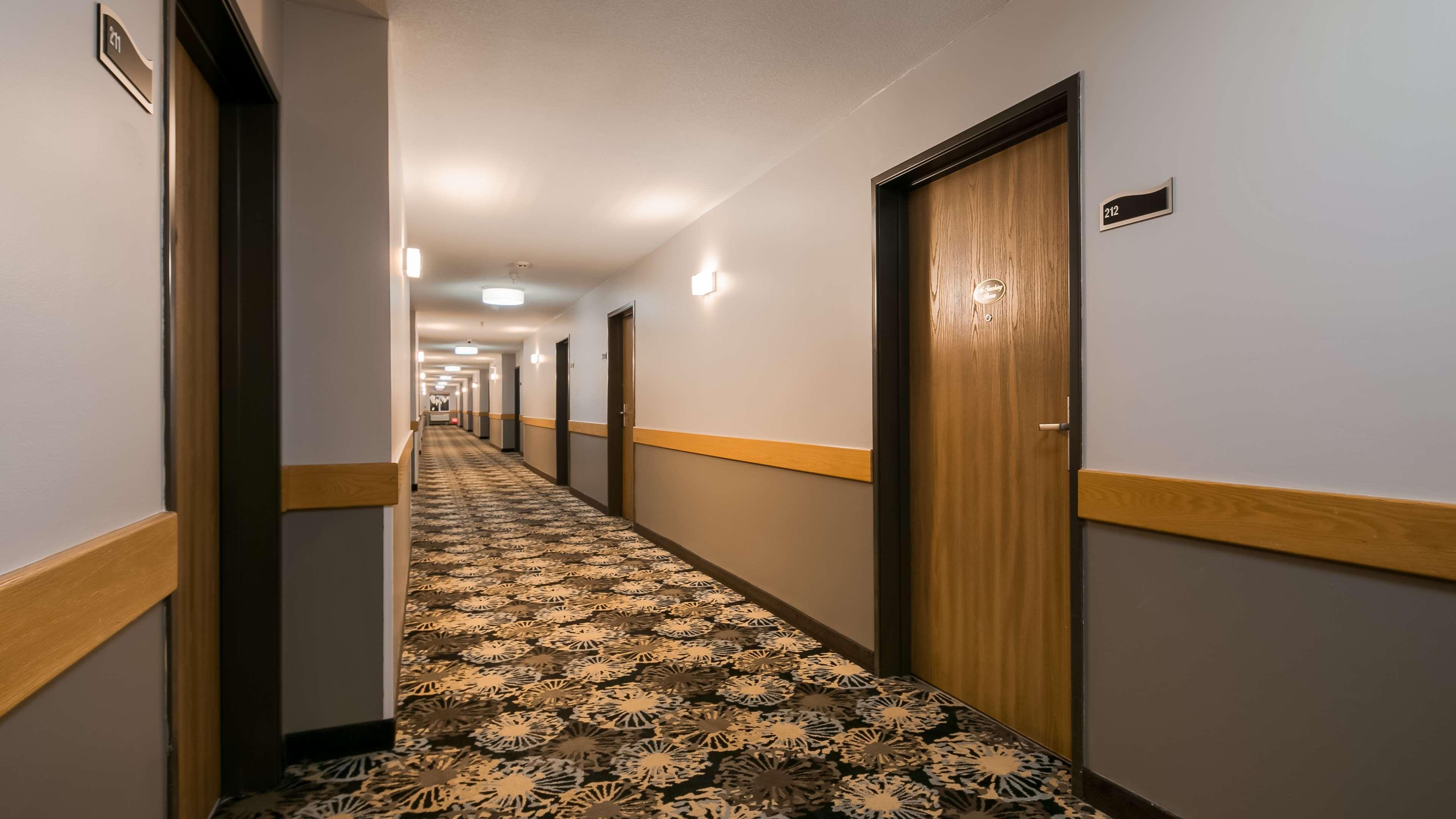Best Western Newberg Inn Bagian luar foto