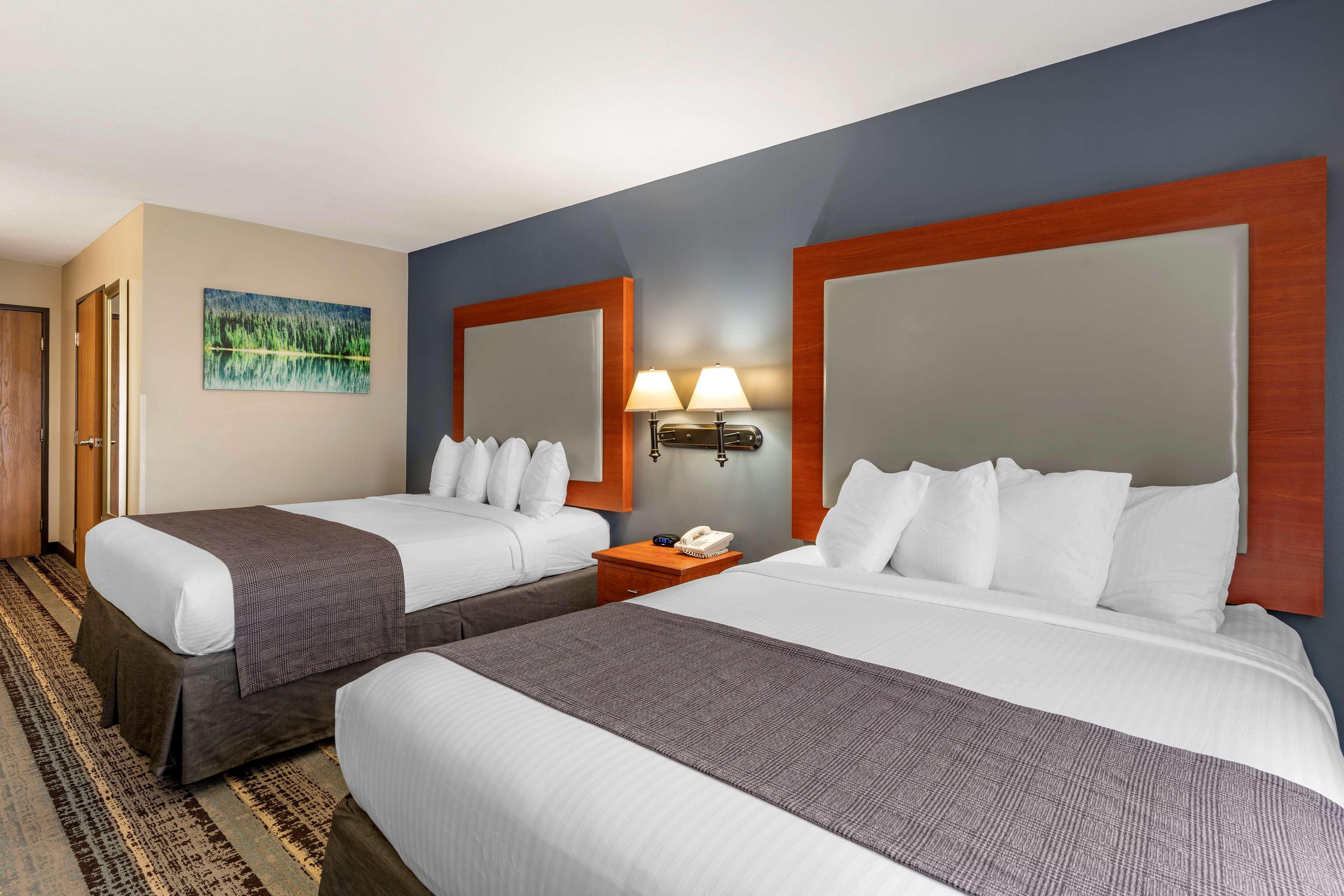 Best Western Newberg Inn Bagian luar foto